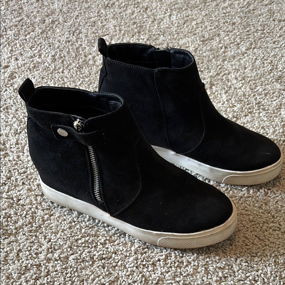 Big Buddha Black Hidden Wedge High Top Sneakers Size 9
